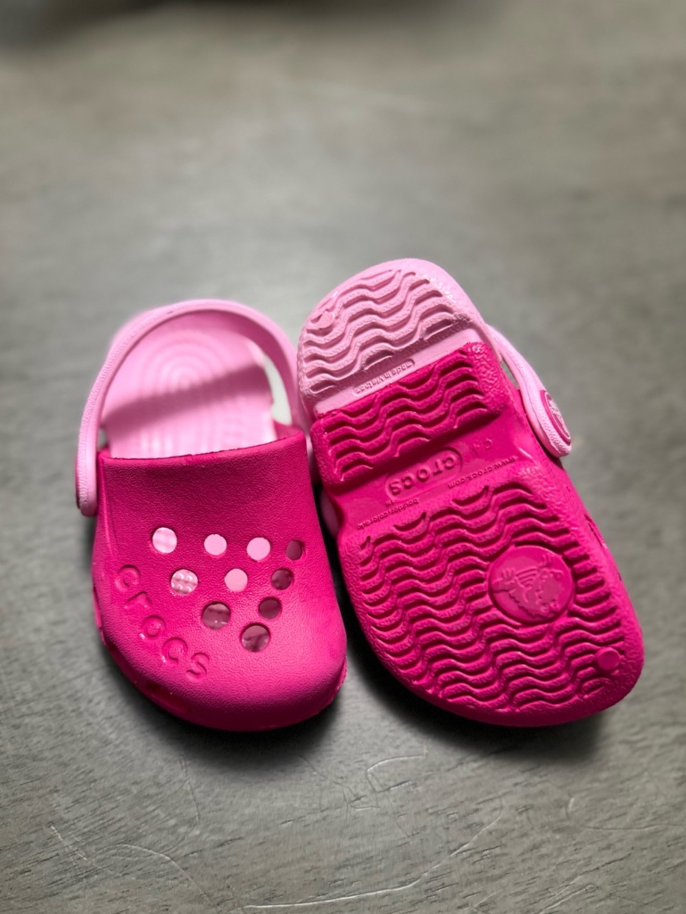 Toddler crocs